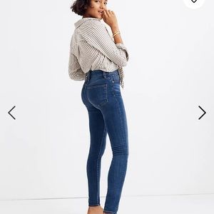 Madewell Curvy High-Rise Skinny in Hayes Wash